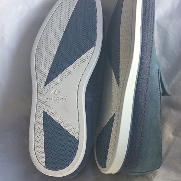 Sperry shoes. - Picture 5 of 8